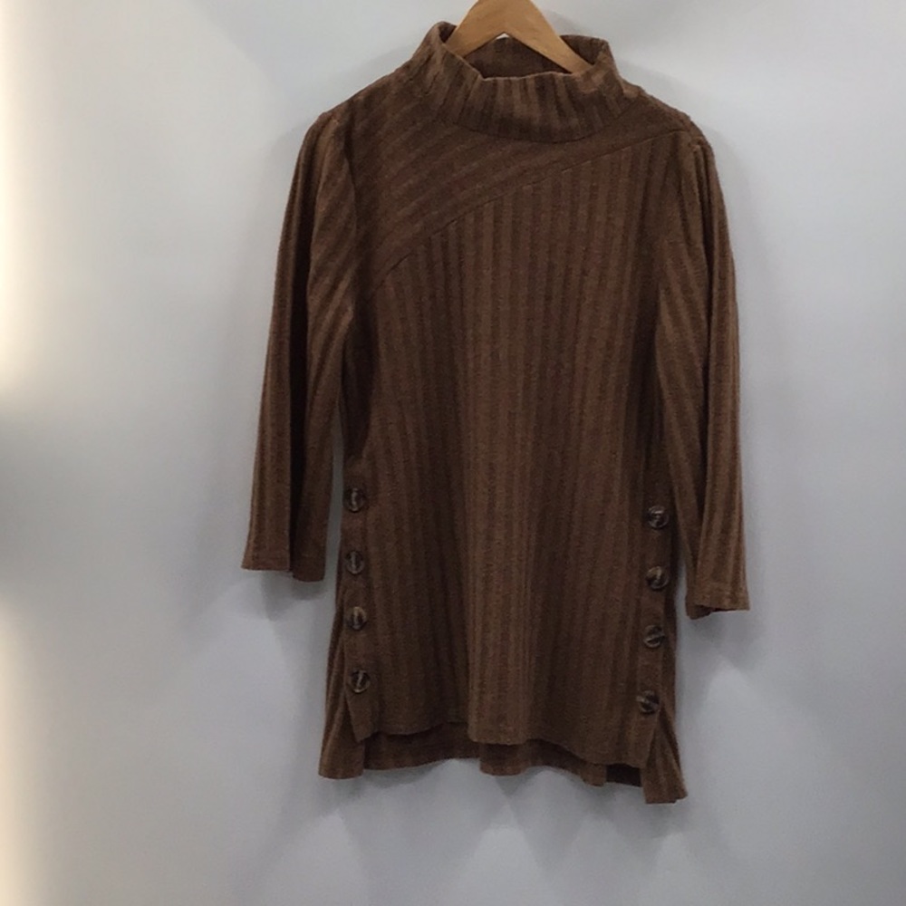 Brown Ribbed Button-Detail Tunic
